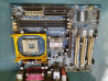 Conectores Internos I/O =  1 - 1 x USB2.0 connectors (2 ports by cable)
                           2 - 2 x UDMA ATA 133/100/66 Bus Master IDE connector
                           3 - 1 x FDD connector
                           4 - CD in connector
                           5 - 20-pin ATX Power connector
                           6 - 4-pin ATX 12V Power connector
                           7 - 1 x COM port

Conectores Painel Traseiro = 1 - 1 x VGA port
                             2 - 4 x USB 2.0 ports
                             3 - 1 x RJ45 LAN port
                             4 - 1 x LPT port
                             5 - 3 x Audio ports (Line-in/Line-out/MIC)
                             6 - 1 x COM port
                             7 - 2 x PS/2 ports (Keyboard/Mouse)